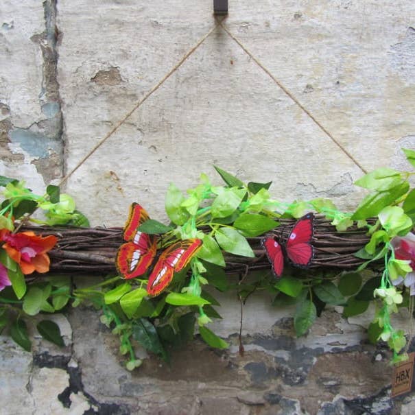 NHP International – wholesale Wall hook – 'HBX Natural living' hangers of purpurea branches with 6 hoo