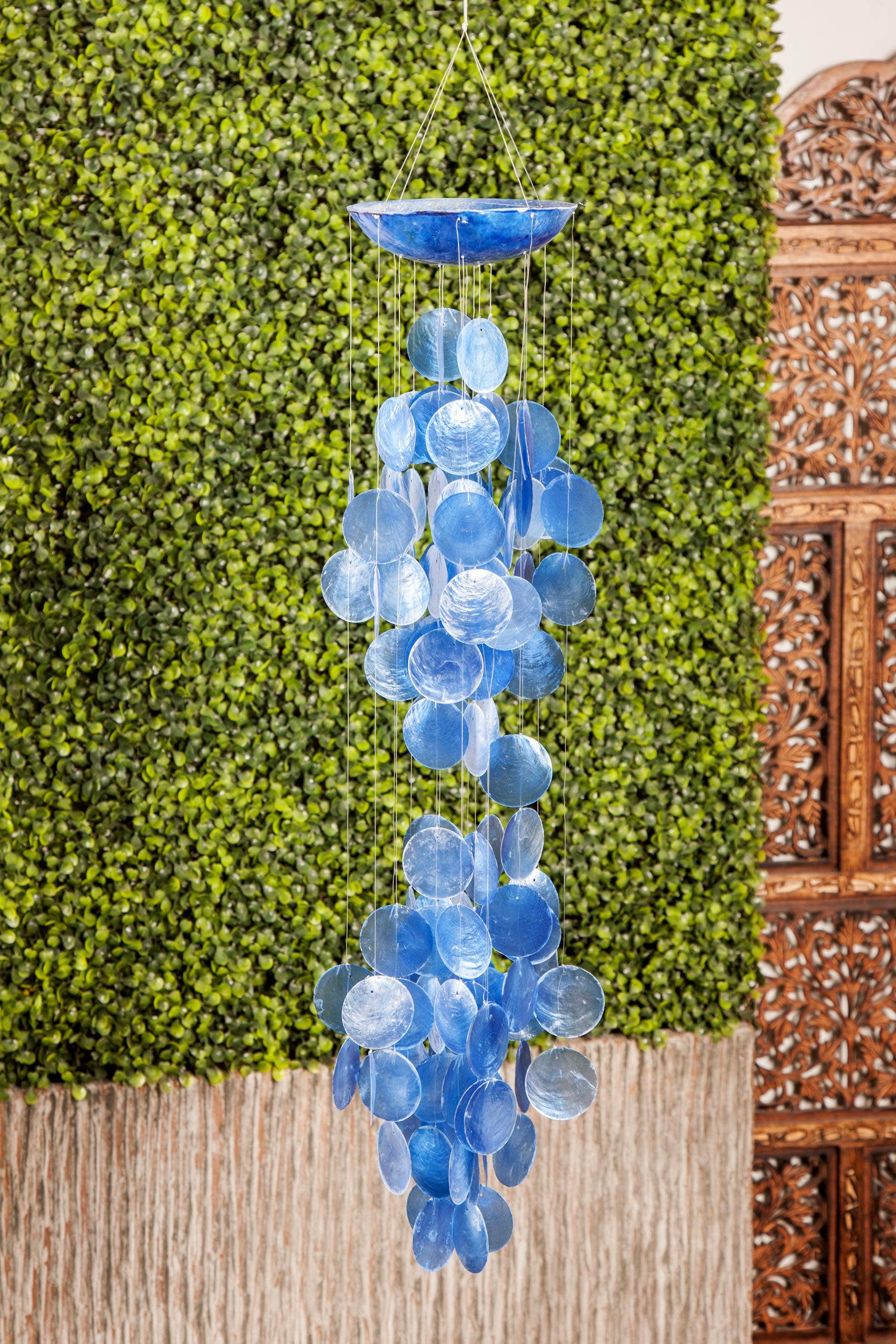 Import Corner – Großhandel Windspiele – A-33119: CAPIZ BLAUES WINDSPIEL 5" B, 27" H8