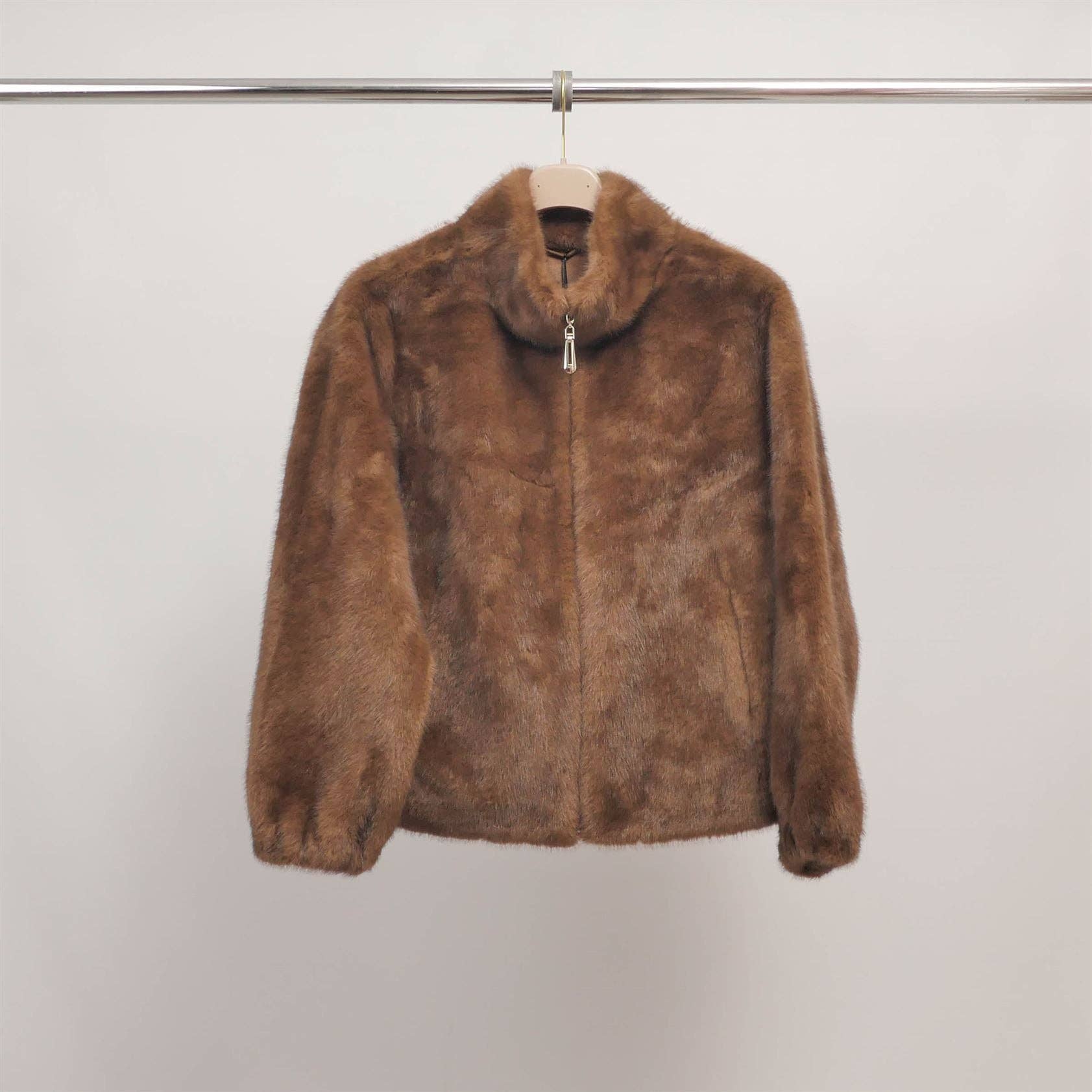 Cecile Wang - Wholesale Jacket - Women's - Faux fur jacket with high zipped collar DSY250192