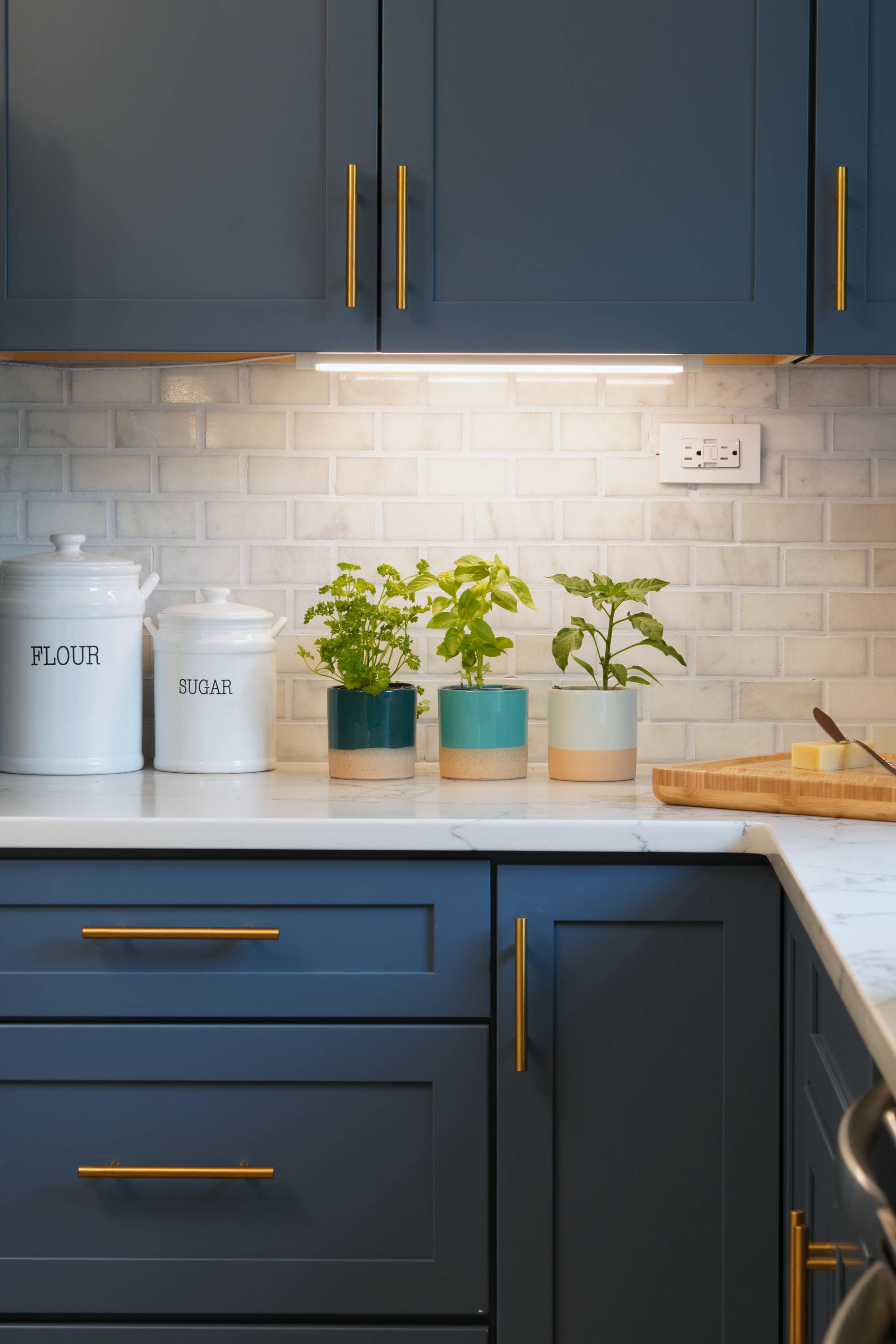 Soltech Solutions - Wholesale Chandelier/Hanging Light - Grove™ LED Grow Light4