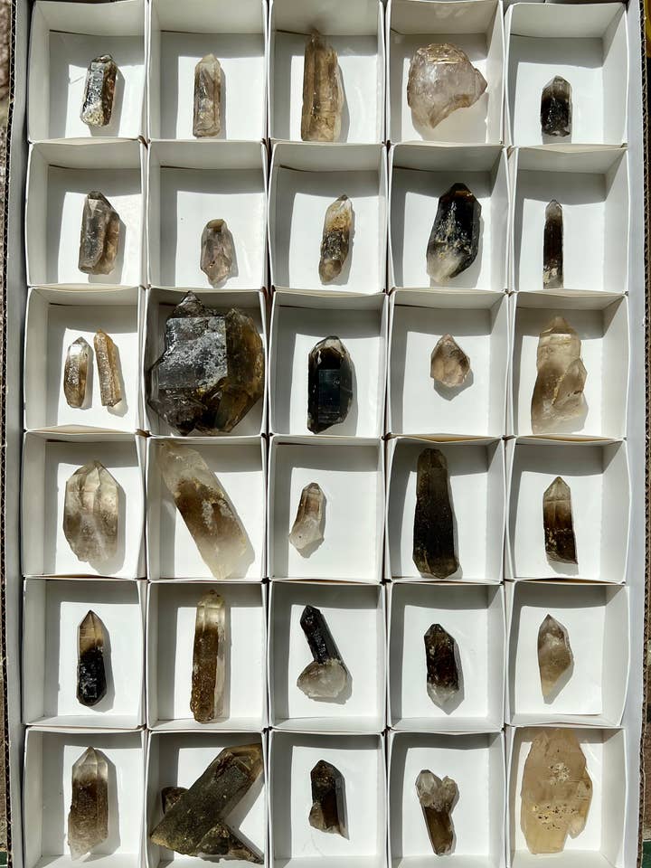 Halleluja Junction Quartz Crystal Flat B för wholesale av Vugg life