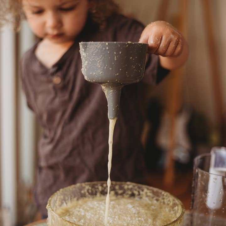 The Saltwater Collective - Wholesale DIY craft kit – Child - Seaweed Green Saltwater Fizz - 250g Potion Play6