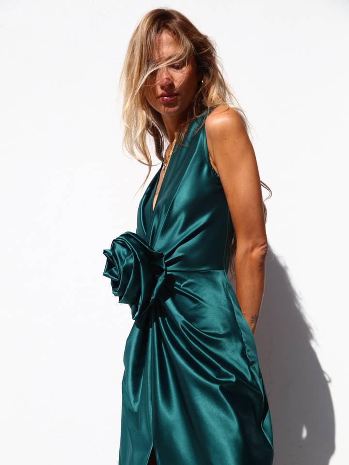 F4181 bloemenbroche in flesgroen voor wholesale door Moqette