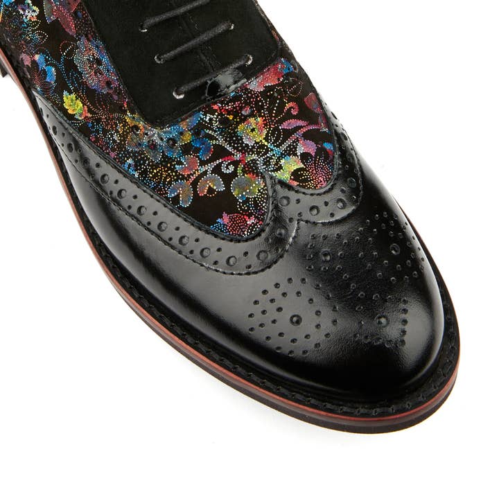 Embassy London – wholesale Brogue shoes – Women's – Vivienne - Black Flower6