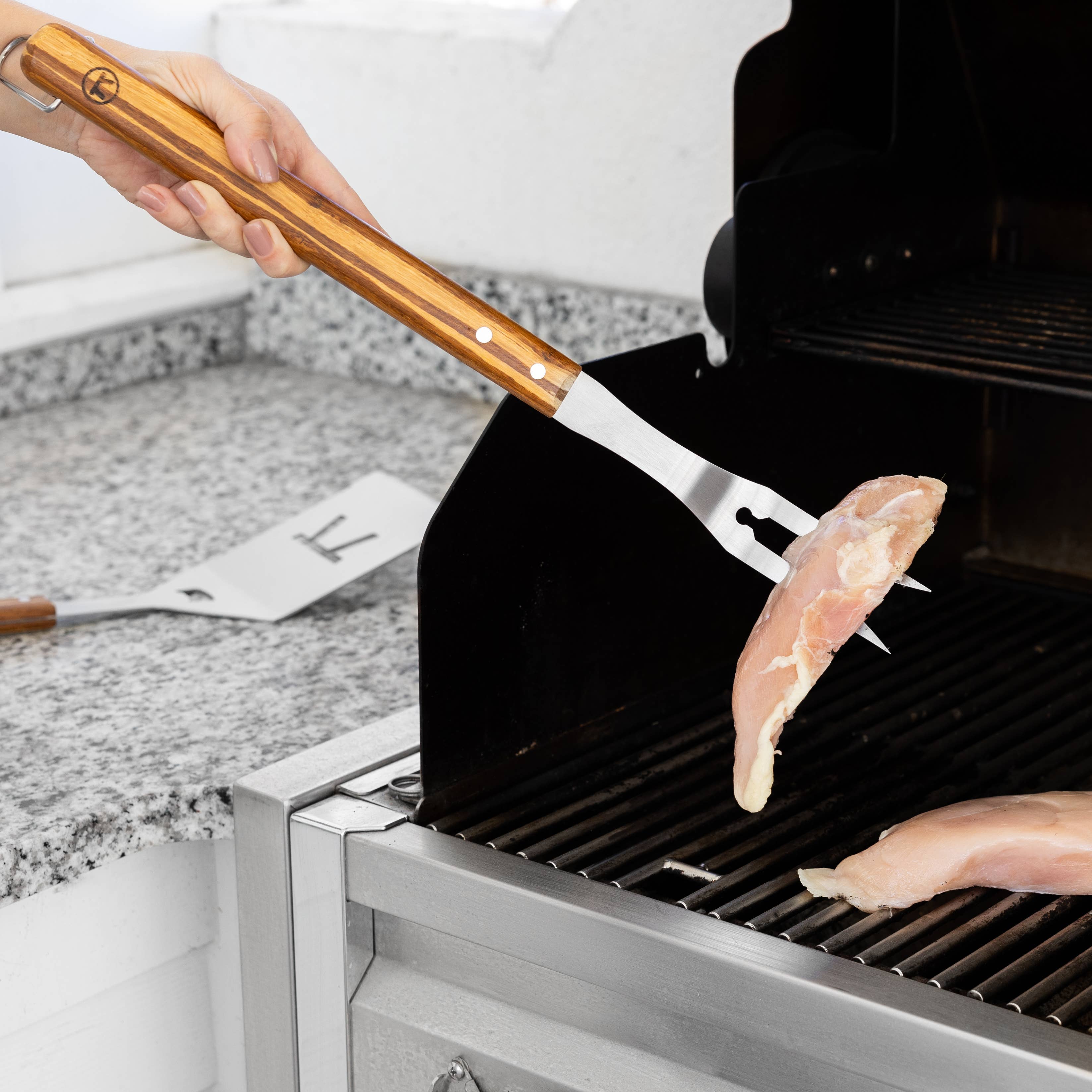 Fox Run Brands - Wholesale Outdoor Grill Tools - Outset Grande Stainless Steel Grill Tool Set, Verde2