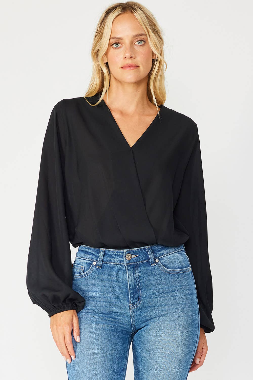 FSL Apparel - Venta al por mayor Blusa - Mujer - ST3474 - BODY TEJIDO CON CUELLO EN V Y MANGAS ABULLONADAS9