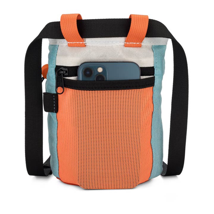 Oso Supply Co - Wholesale Crossbody Bag - Unisex - Cascadia Waxed Canvas Collection5