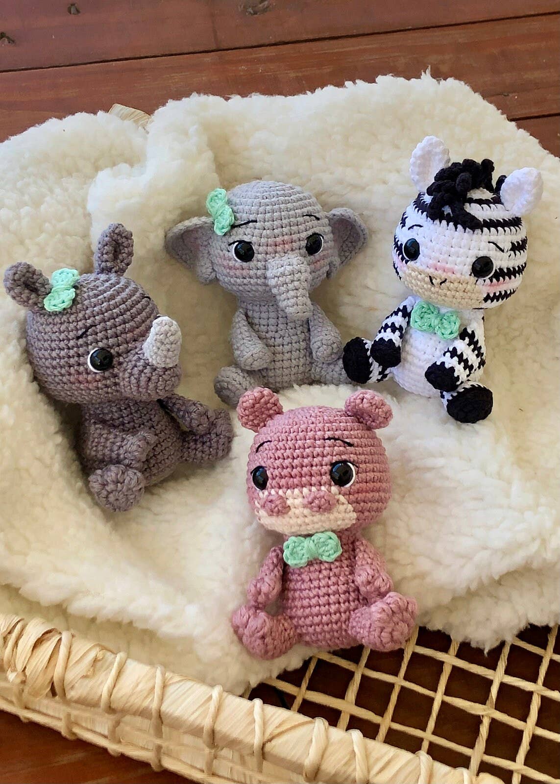 TOMOPOD LLC - Wholesale Stuffed/Plush Toy - Kids & Baby - Crochet Zoo Safari, Crochet Baby Zoo Animal, Stuffed Animals3
