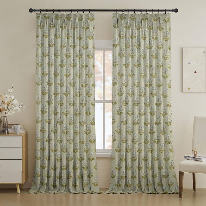 Exklusiv tryckt gardin i ren linne med veck - Rishi för wholesale av Fabdivine