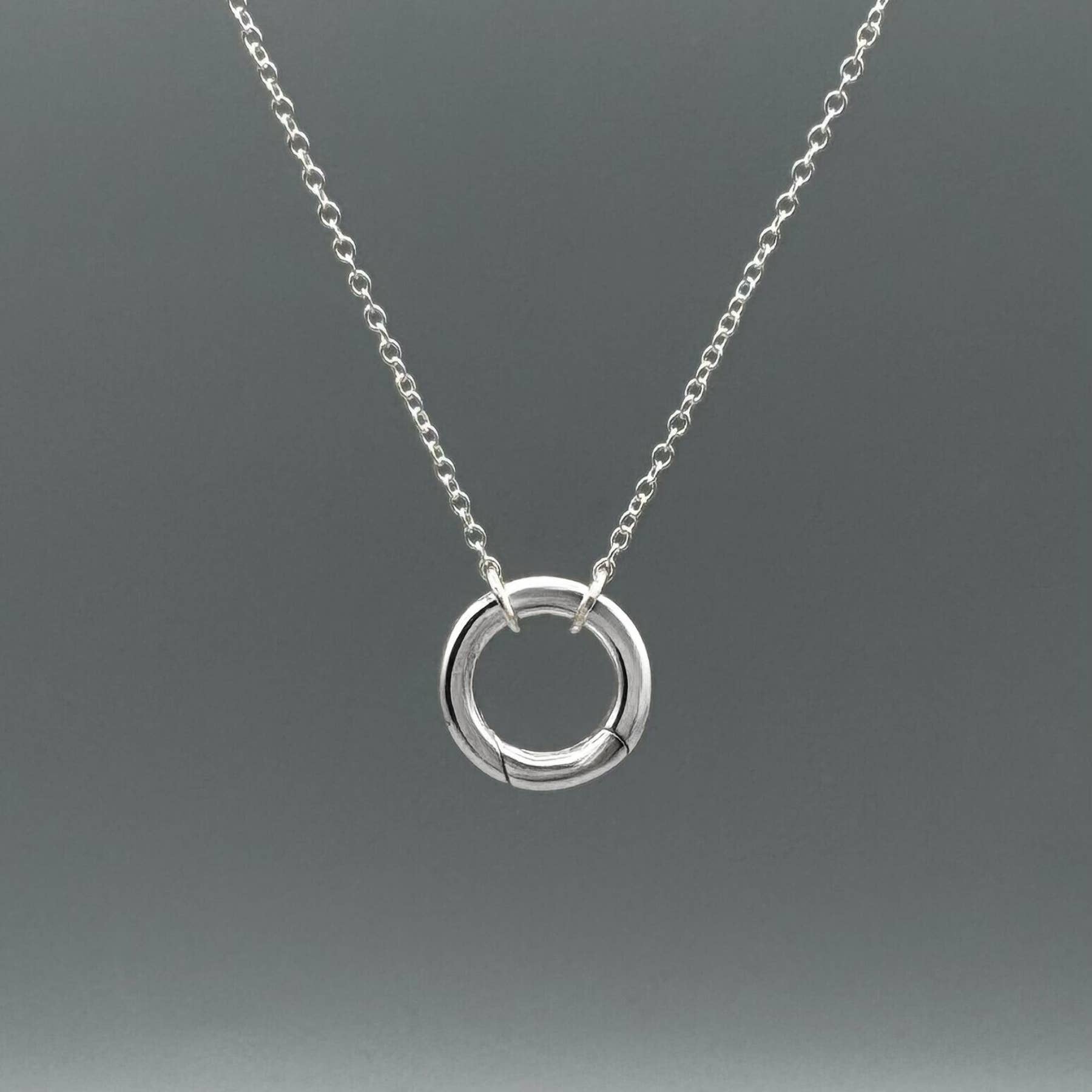 Something Silver - Wholesale Halskettinghanger - Ronde Hanger Kettinghouder2