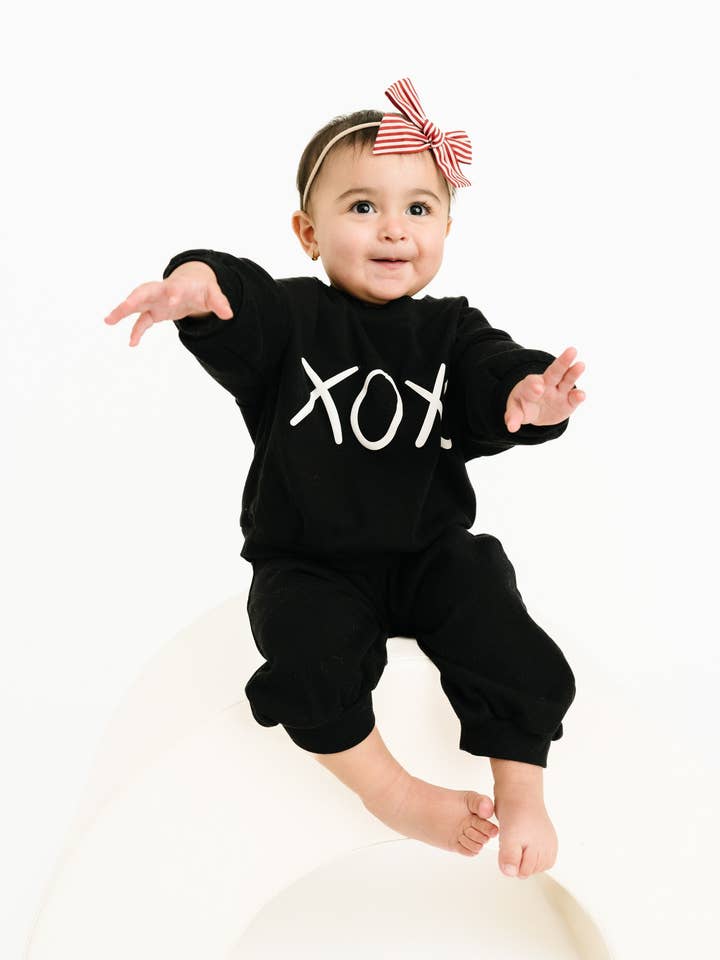 Little One Shop - Wholesale Clothing Set - Baby - Hugs & Kisses Sweatsuit9