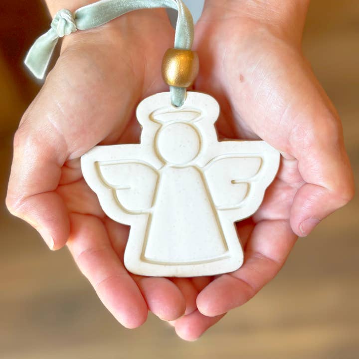 ShopWell - Wholesale Ornament - Hope Angel Ornament3