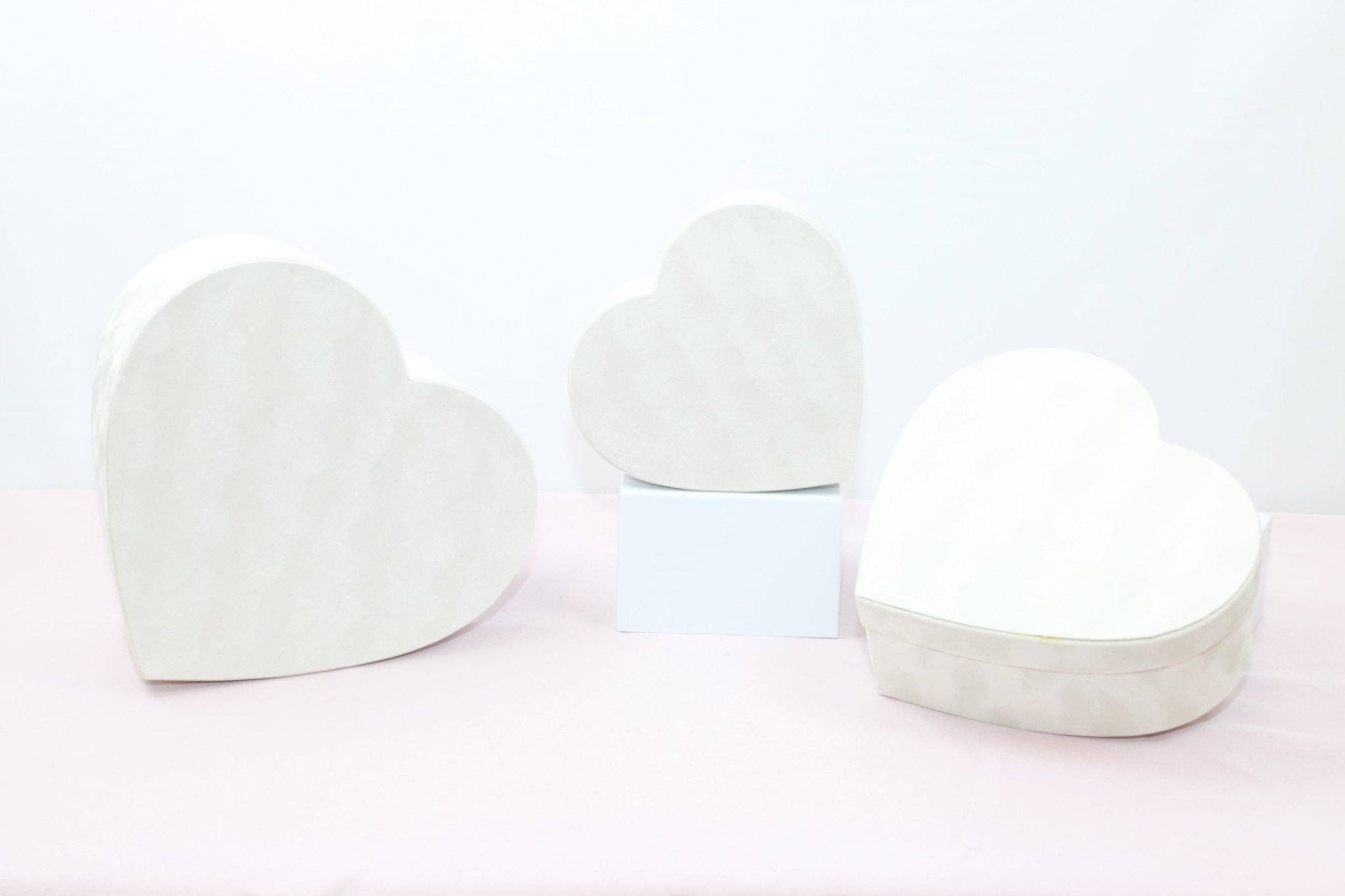 Elegant Design Supply - Wholesale Gift Box - Chic Velvet Heart Flower Box with Lid8