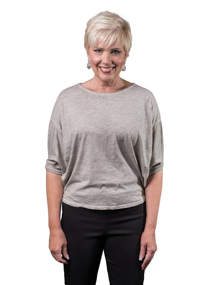 TINA Stephens Italy/Tees By Tina - Wholesale T-Shirt - Women's - Omaria Batwing Crop Top (BSS171)1