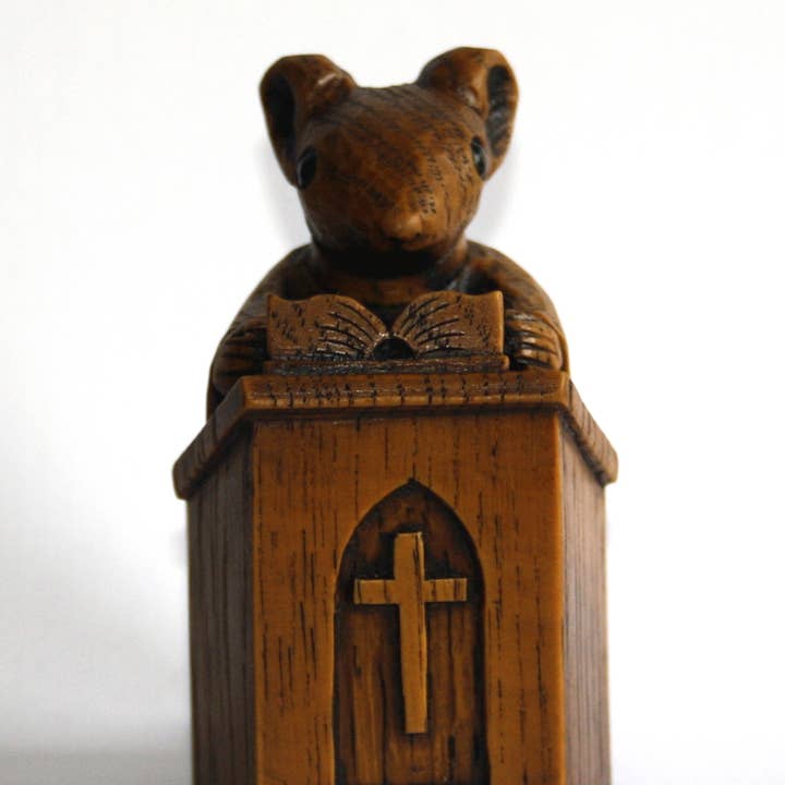 Oakapple Designs Ltd - Wholesale Decorative Figurine - Church Mouse In The Pulpit. Reproduction Carving Ornament.1