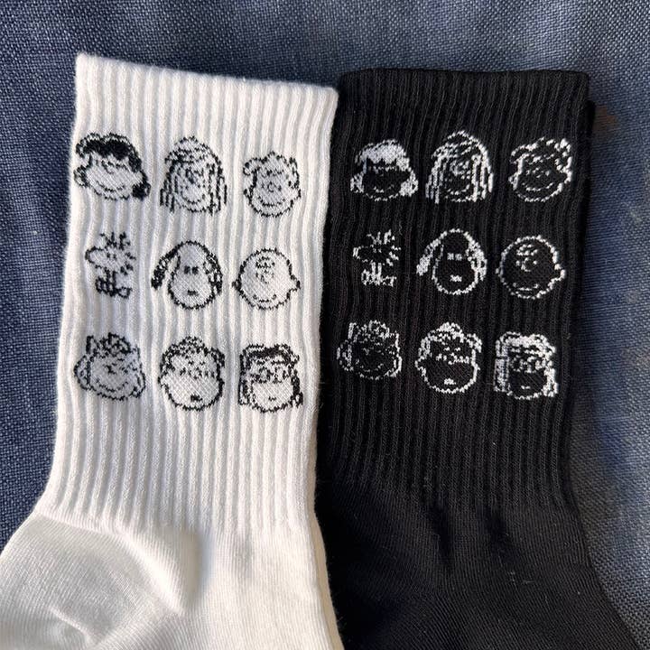 Snoopy & Friends Face Pattern Socks New Release for wholesale by K-Wonderland