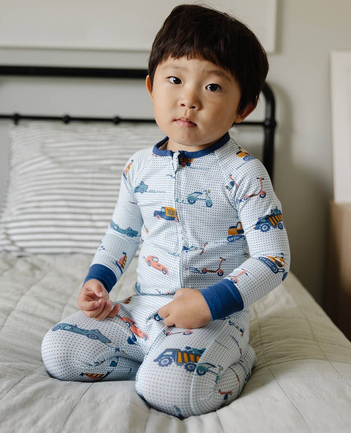 Lark - Wholesale Jumpsuit - Baby - Ultimate Zip Footie in On The Go4