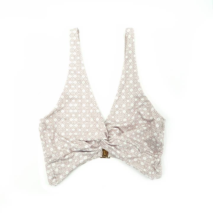 Haut à imprimé Lara Sahara pour la vente par Gaea Swimwear