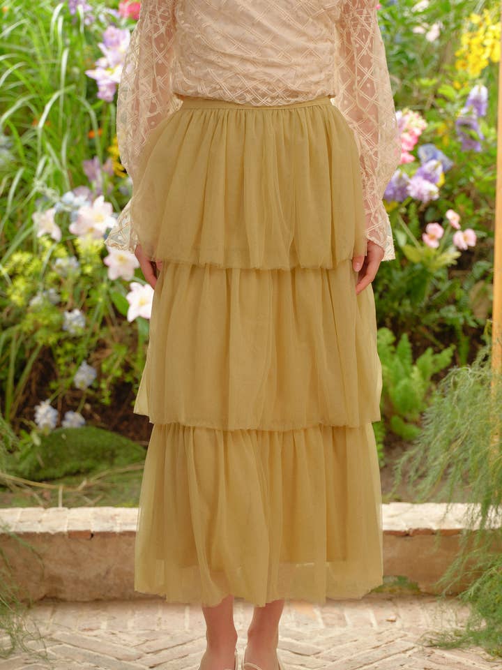 RP2723 - Jupe Midi Olive Transparente à Cascades pour la vente par ROSIE POSIE