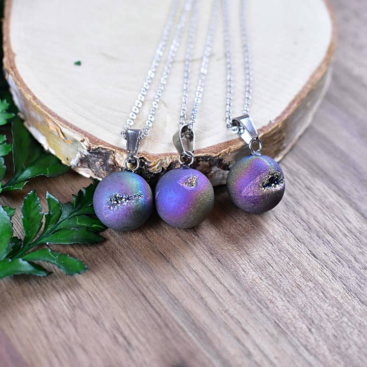 Ewelina Pas Jewelry - Wholesale Pendant/Charm Necklace - Silver Rainbow Titanium Geode Orb Necklace