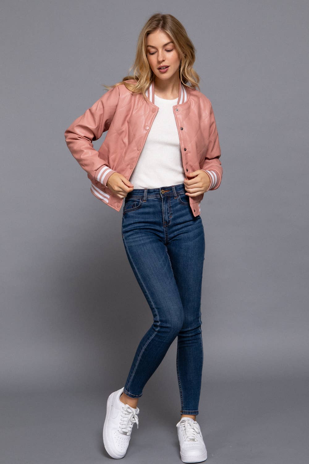 Active Basic | Active USA – Engroshandel Bomberjakke - Dame – Langærmet quiltet bomberjakke i kunstlæder (PU)25