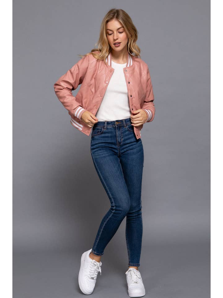 Active Basic | Active USA – Engroshandel Bomberjakke - Dame – Langærmet quiltet bomberjakke i kunstlæder (PU)25