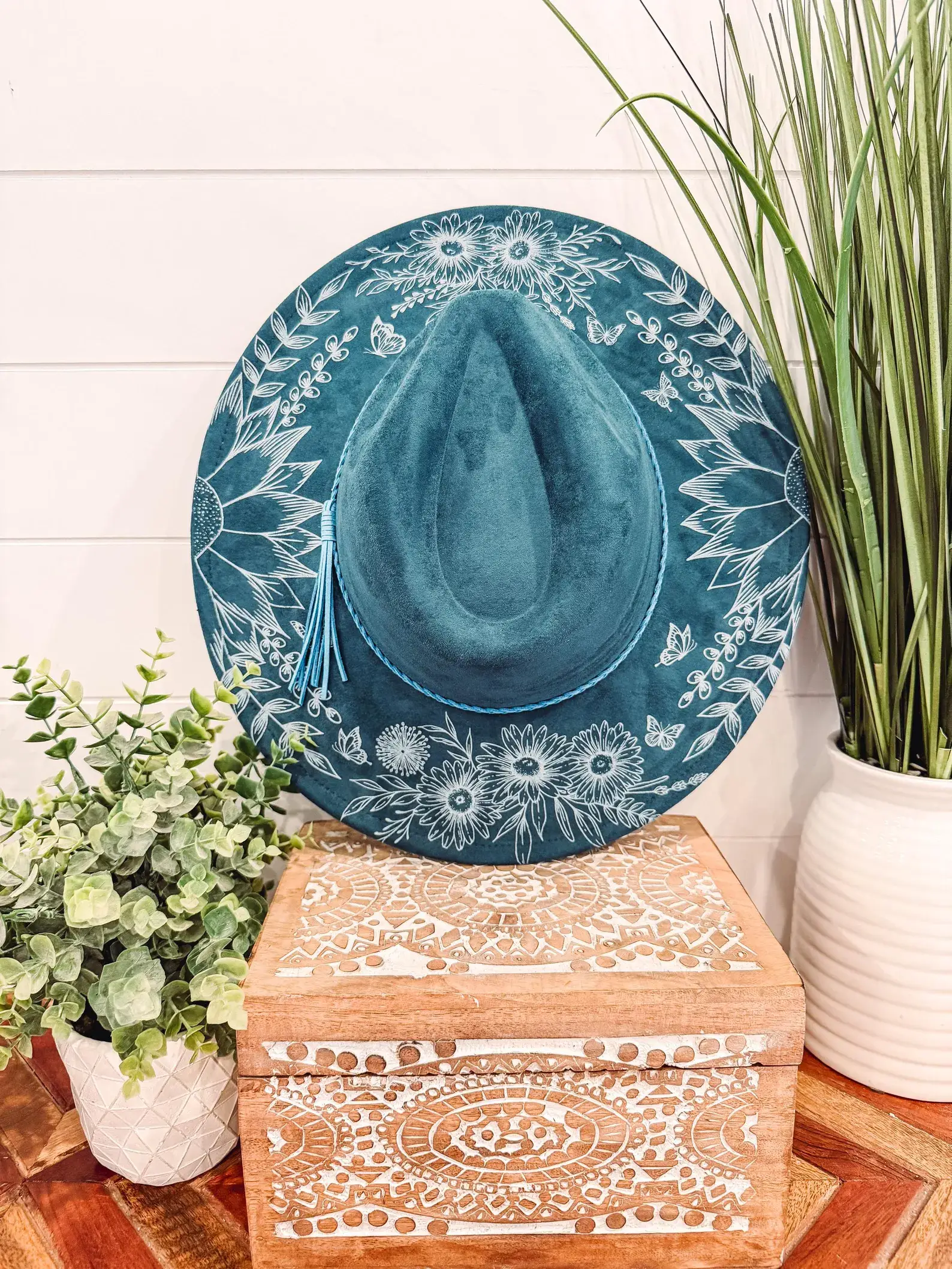 Willie & Dolly Designs - Wholesale Cowboy Hat - Women's - Floral Print Hat3