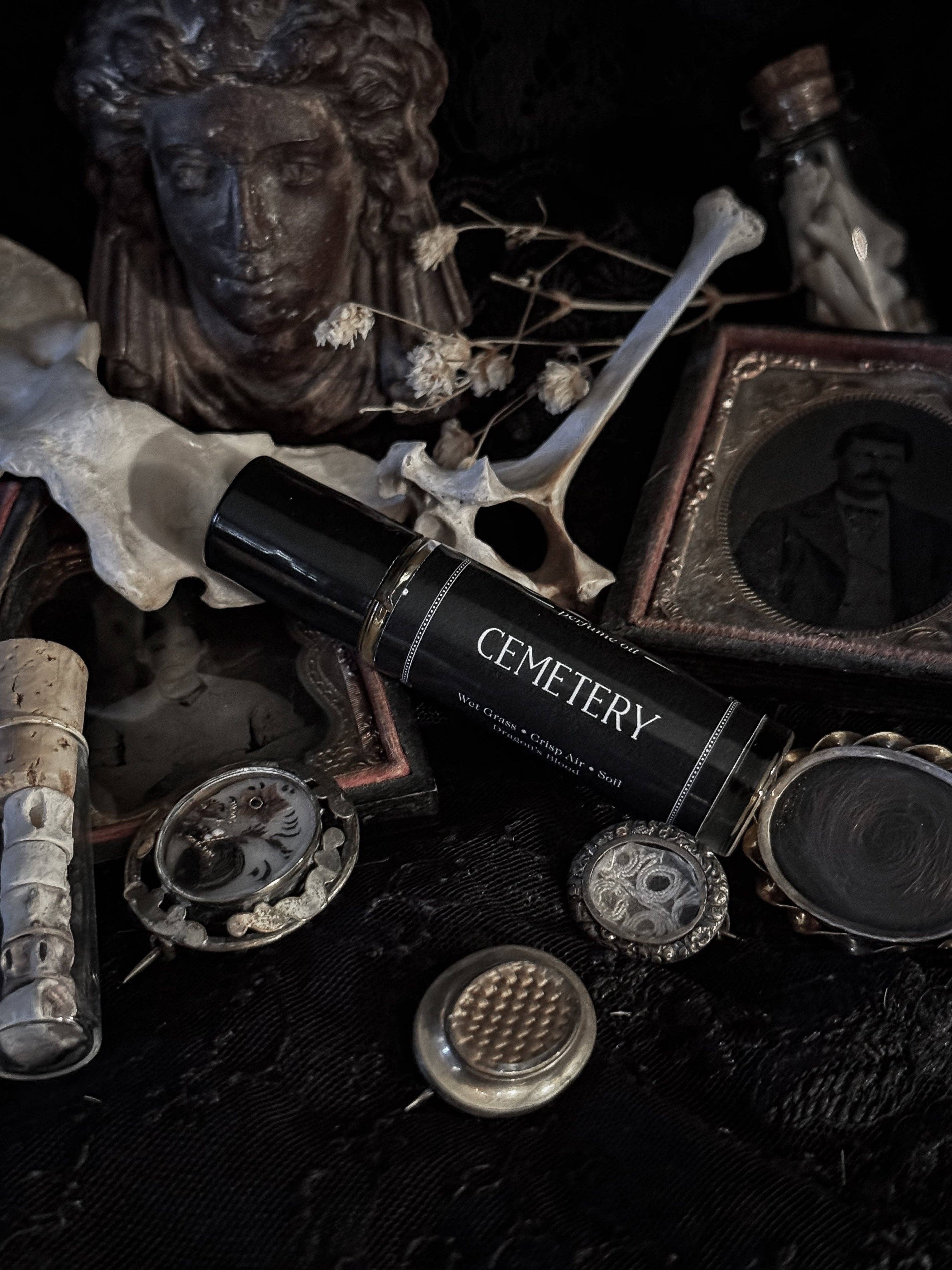 Seance - Wholesale Roll-On Fragrance - Cemetery (dragon’s blood incense, earth)1