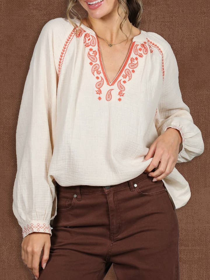 Blusa de Gasa de Algodón 100% con Bordado de Cachemira y Cuello en V VT60761 para venta al por mayor de Vine & Love