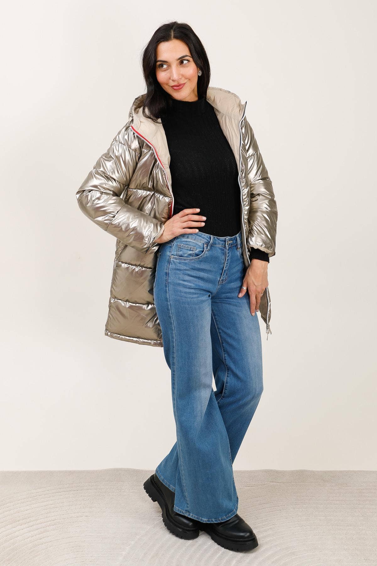 Attrait Paris - Wholesale Puffer Jacket - Women's - Mid-length reversible waterproof puffer jacket0