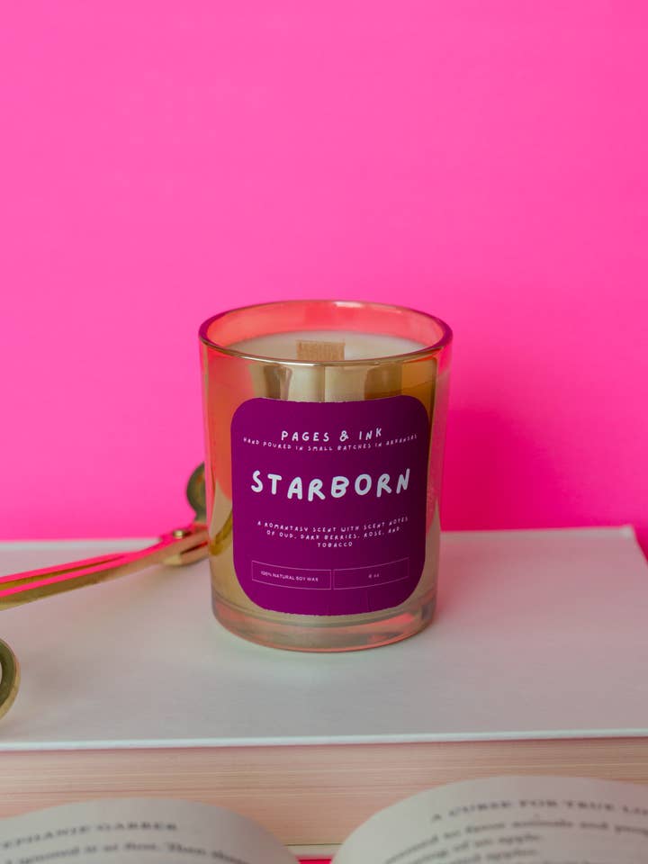 Starborn: Vela de Bagas e Tabaco por atacado de Pages and Ink