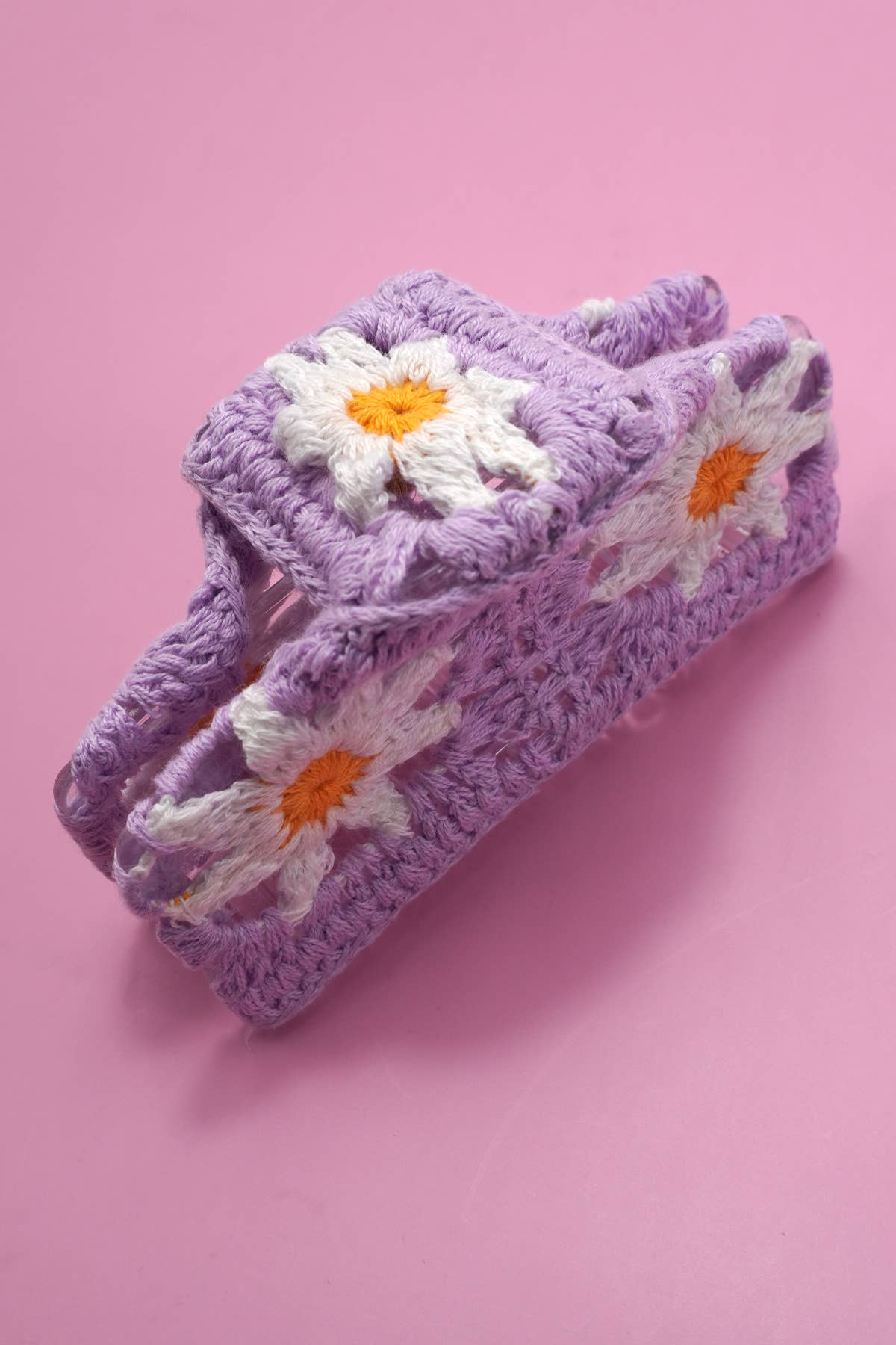 JOSSLYN by wall to wall - Wholesale Hair Clip - Women's - JUMBO HANDMADE CROCHET FLORAL HAIR CLAW CLIPS | 40H9383