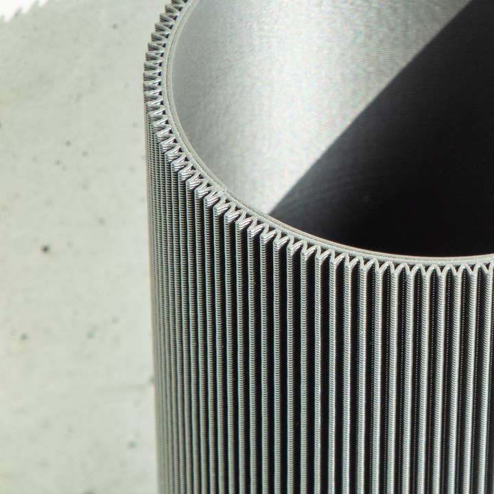 dennismaass. – Großhandel Vasen – GERADE Vase6