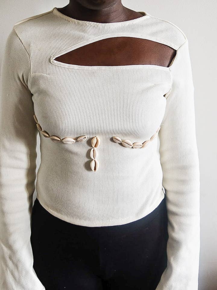 White cotton top with chest opening for wholesale by Esson