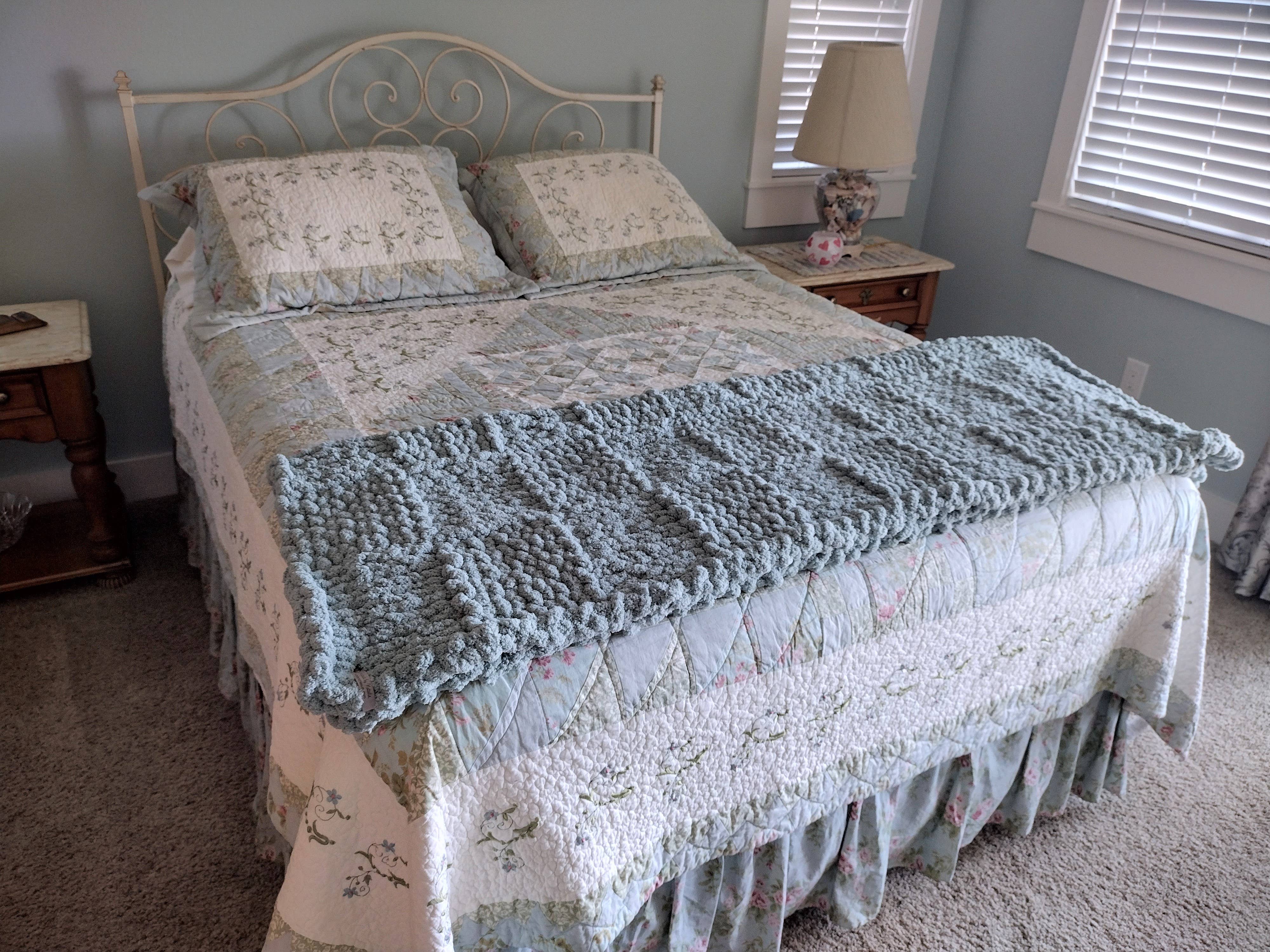 Outer Banks Treasure – wholesale Prydnadsfilt – Chunky sticka kasta filt med korg väva Design5