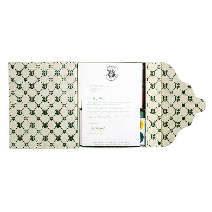 Insight Editions - Wholesale Stationery/Notecard Set - Harry Potter: Hogwarts Acceptance Letter Stationery Set