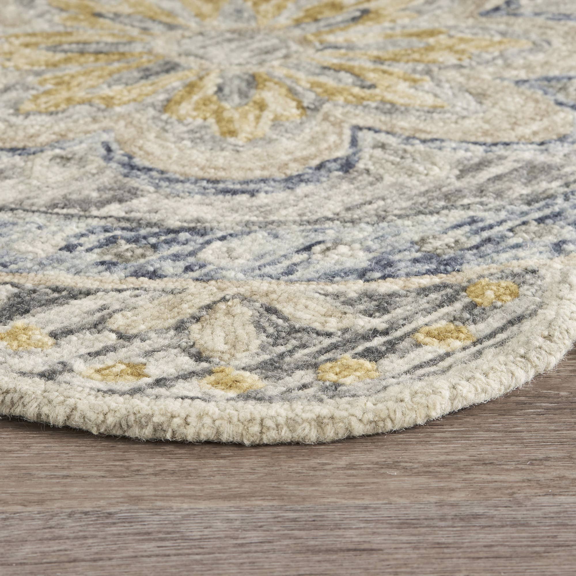 LR Home - Wholesale Area Rug - Nia Classic Scalloped Edge Hand-Tufted Wool Indoor Area Rug27