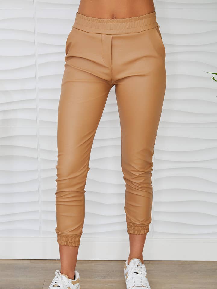 CORREDORES DE CINTURA ELÁSTICA EM PELE SINTÉTICA (2040-CAMEL) por atacado de MILIO MILANO