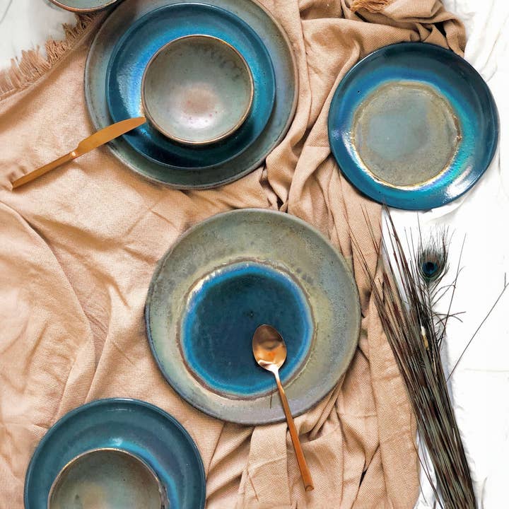 Los Artisans - Vente Assiette - Assiettes à dîner vertes rustiques et bleu paon avec or métallisé