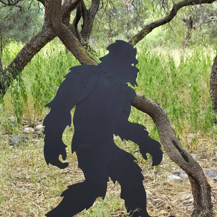 Crooks Designs - Wholesale Outdoor Ornament/Decor - Giant Bigfoot Statue, Available in 5, 6, and 7 Foot Sizes.11