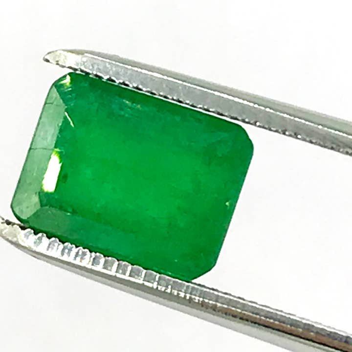 Achthoek gefacetteerde smaragdedelsteen voor wholesale door Weatherham Estate Treasures