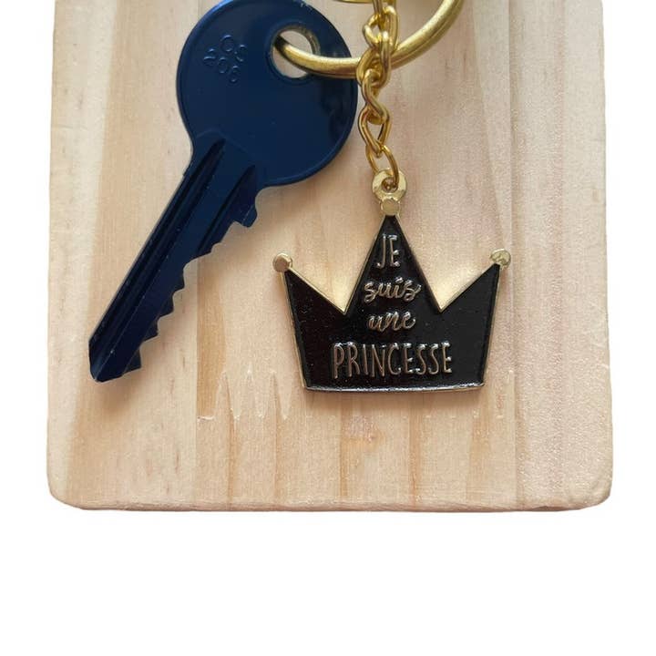 I am a princess keychain for wholesale by Madame la mouette