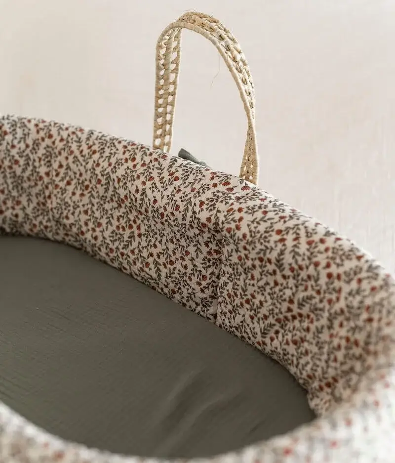 Manufacture des bébés français - Wholesale Bassinet - Baby - Madeleine bassinet cover green floral8