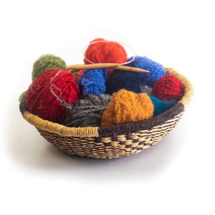 Strickset - anthrazitfarbene Mütze für den Großhandel von Silk Wool and Bijoux