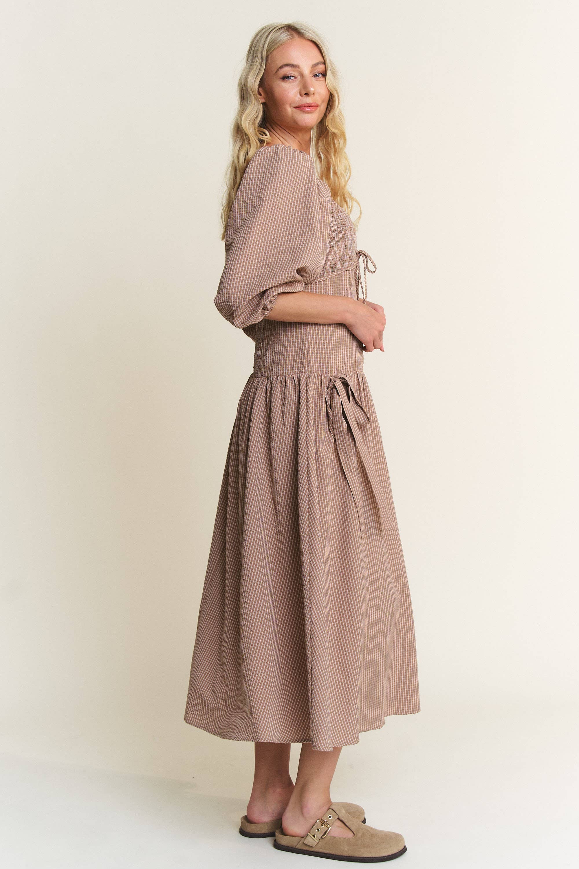 In The Beginning – wholesale Dress – Women's – Bow Detail Smocked Midi Dress 2