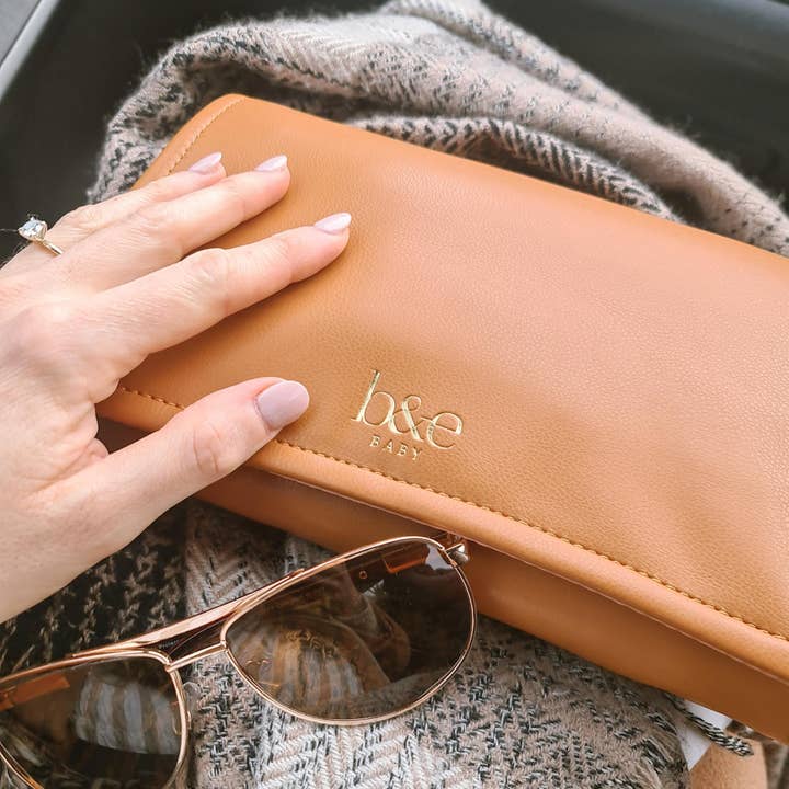 Ben & Ellie Baby - Wholesale Nappy bag – Baby - Nappy Change Clutch & Wipes Case Set - Montana Tan with Sienna Blue10