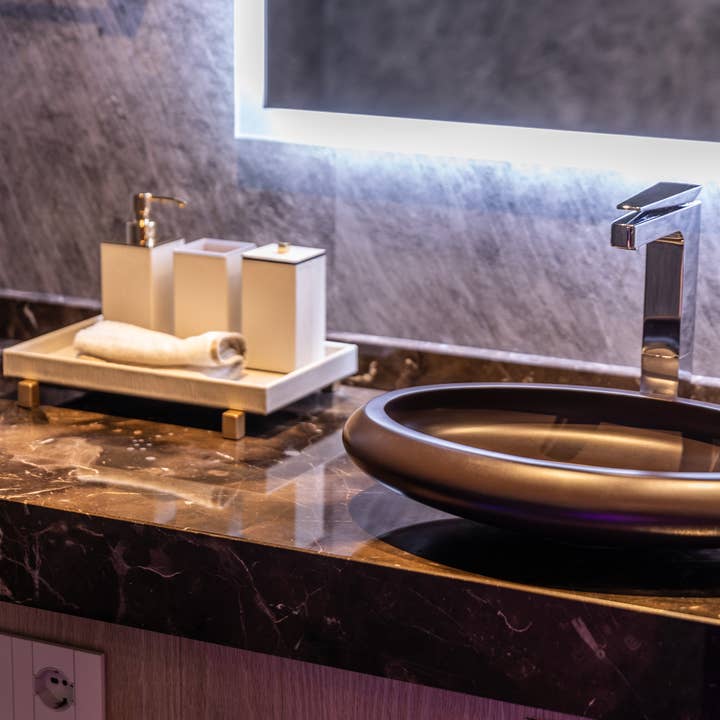 Pinetti - Wholesale Bathroom Accessory Set - Set da bagno Poseidon Square1