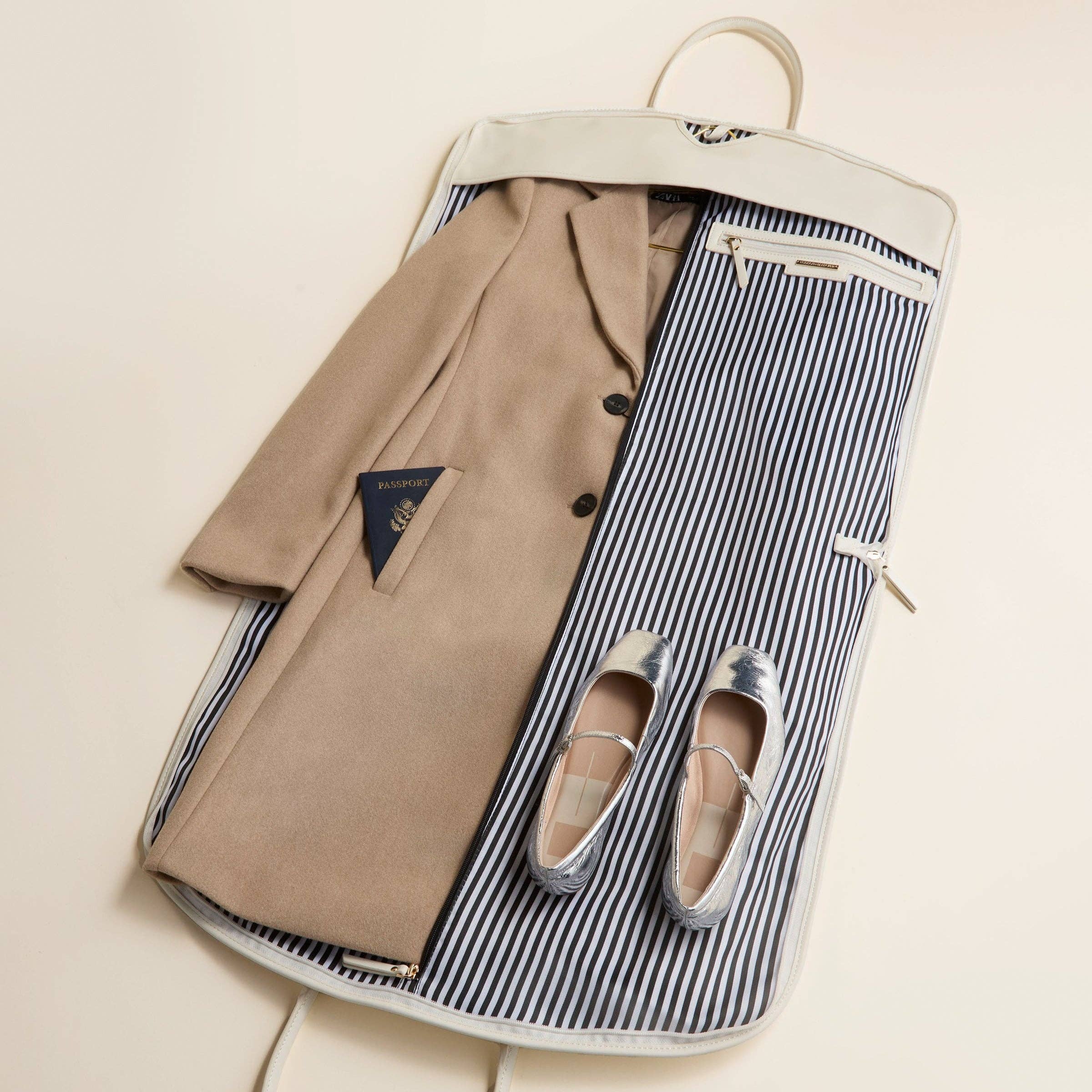 Hudson + Bleecker - Wholesale Garment Bag - Unisex - Bon Voyage Garment Bag - Ecru2