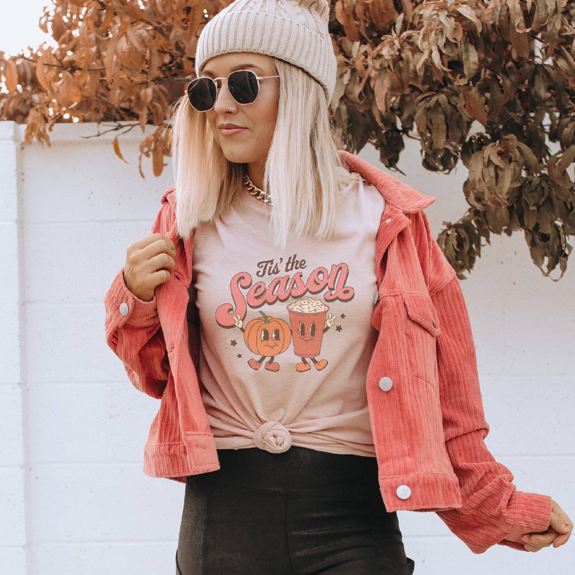 Trendznmore - Modern Graphic Apparel - Vente T-shirt sérigraphié – femme - T-shirt rétro Tis the Season5