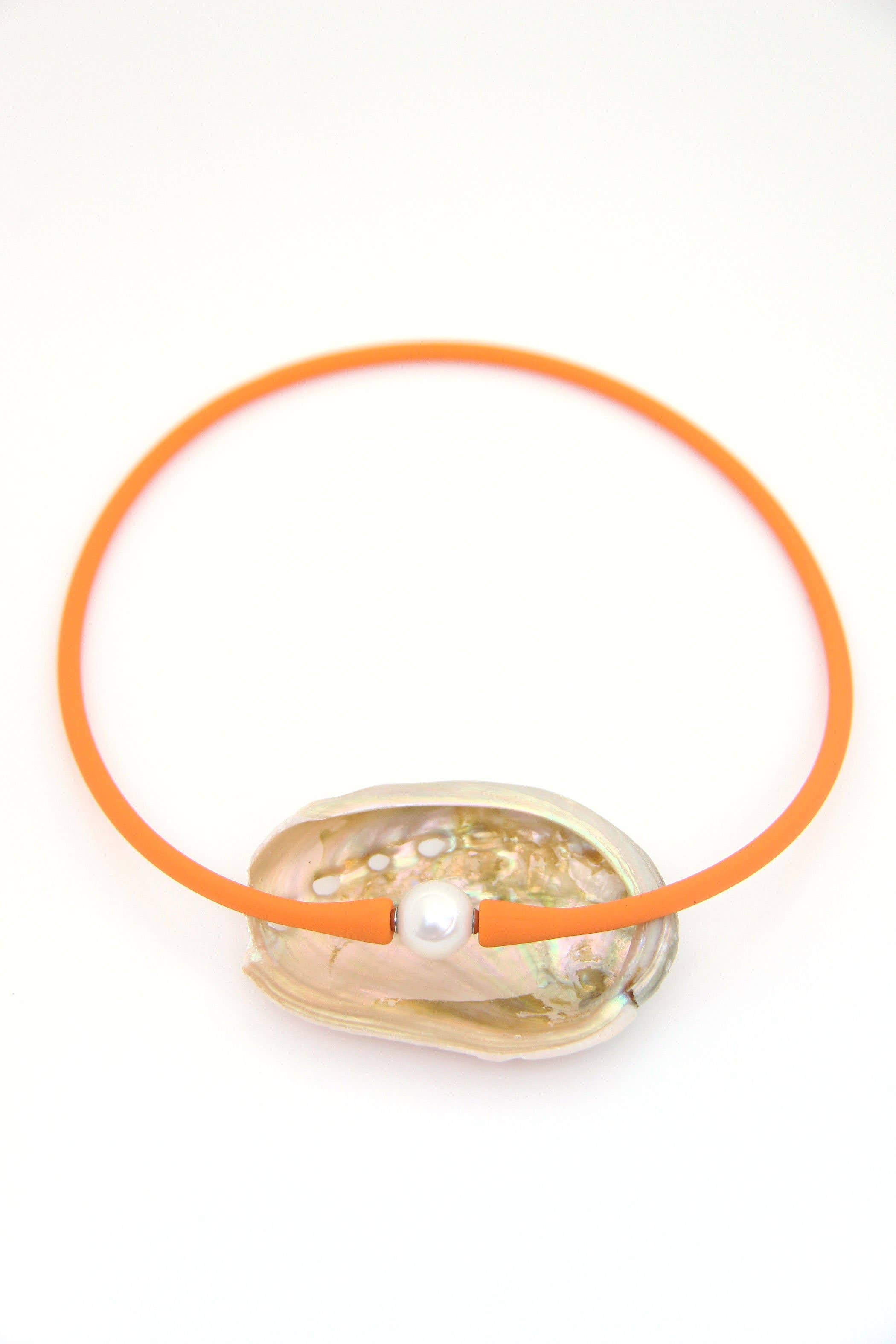 Woman Shops World – wholesale Beaded/pearl necklace – Janis The Pearl Silicone + Pearl Necklaces, Waterproof4